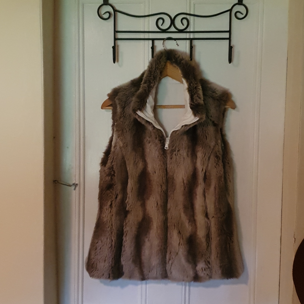 Kristen Blake Faux Fur Vest